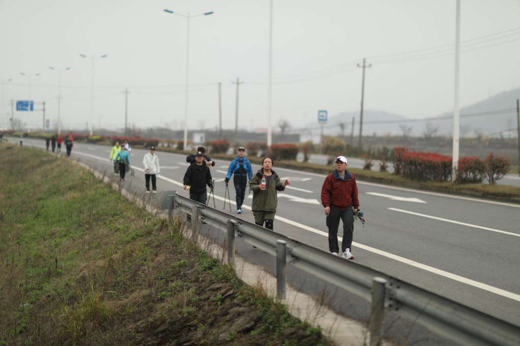 In March 2021, BulkTEK organized a 65km hiking, all BulkTEK people joined this sport.